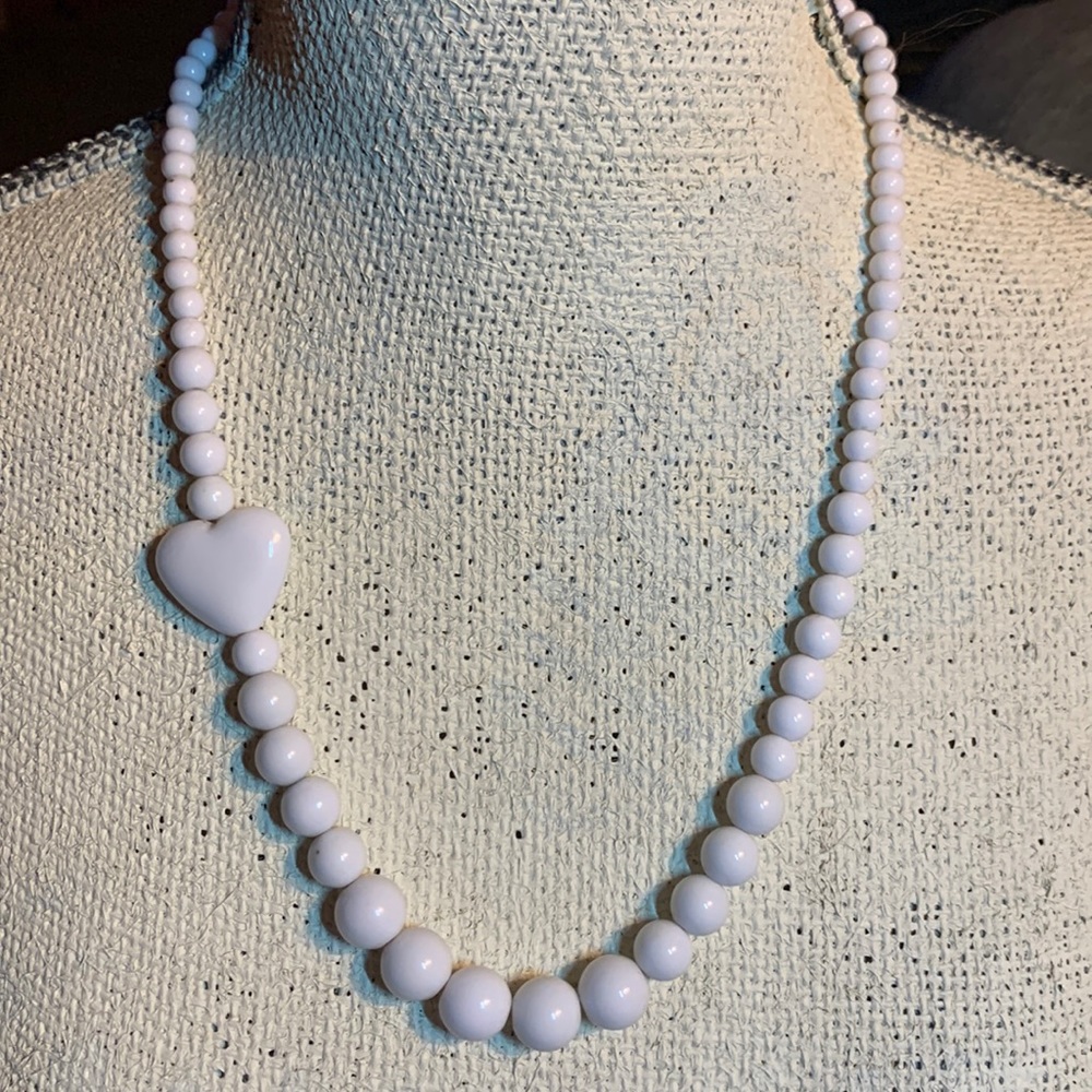 White beaded necklace with heart Bead by Claire's
